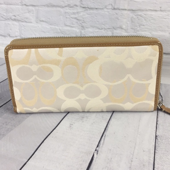 Coach Accordion Wallet - Picture 2 of 5